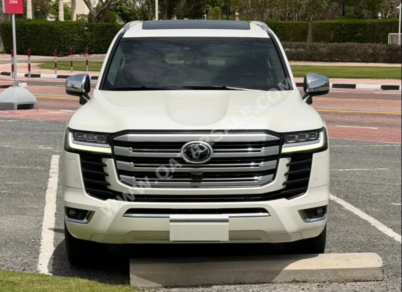 تويوتا  لاند كروزر  في اكس توين توربو  2024  اوتوماتيك  62,000 كم  6 سلندر  دفع رباعي  اس يو في  أبيض لؤلؤي  تحت الضمان