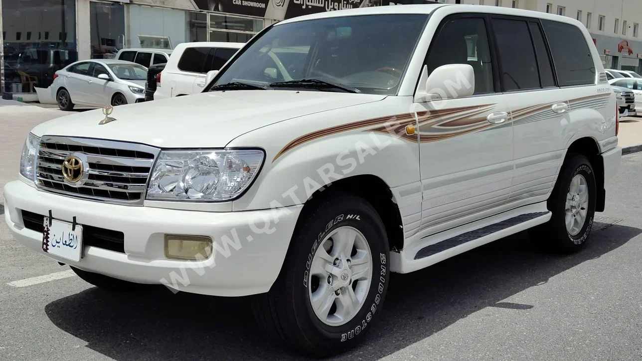 Toyota  Land Cruiser  GXR  2007  Automatic  364,000 Km  8 Cylinder  Four Wheel Drive (4WD)  SUV  White