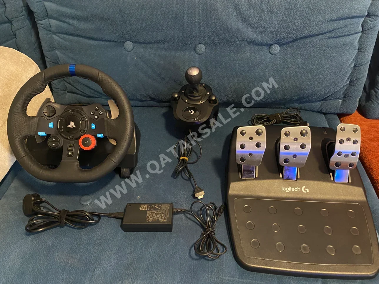 ملحقات اجهزة العاب الفيديو عجلة القيادة مع مغير السرع  - لوجيتك  - جي 29  - أسود