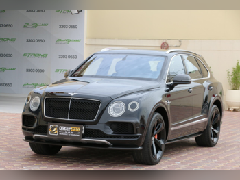 بنتلي  بينتايجا  2017  اوتوماتيك  165,000 كم  12 سلندر  دفع رباعي  اس يو في  أسود