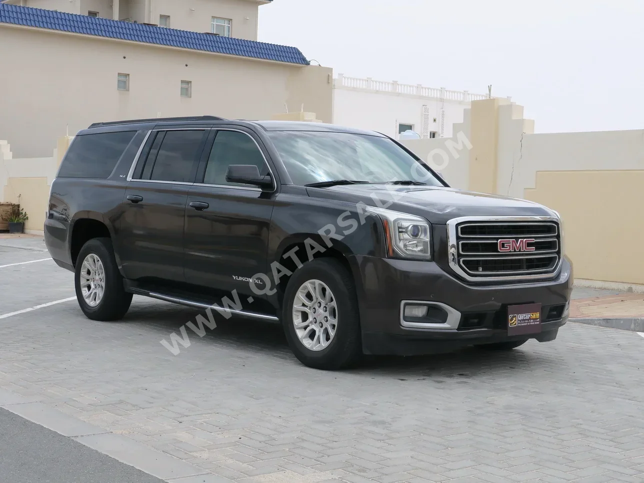 جي ام سي  يوكون  اكس إل  2016  اوتوماتيك  182,000 كم  8 سلندر  دفع خلفي  اس يو في  رمادي