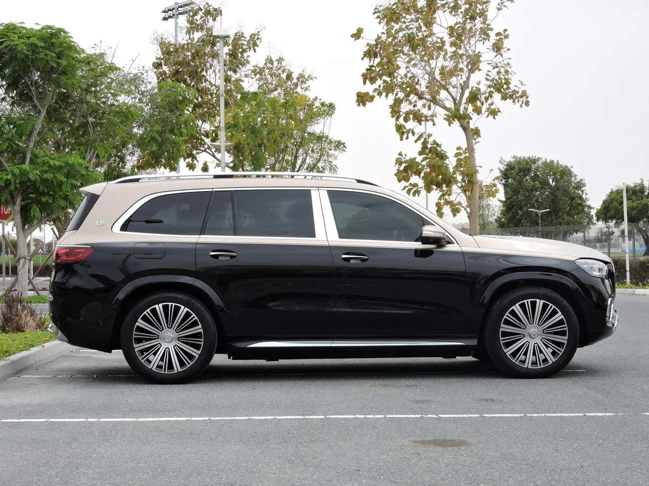Mercedes-Benz

GLS

600 Maybach — photo 6 for sale in Qatar