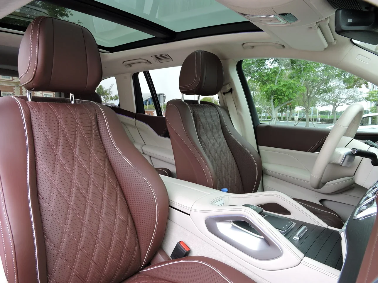 Mercedes-Benz

GLS

600 Maybach — photo 14 for sale in Qatar