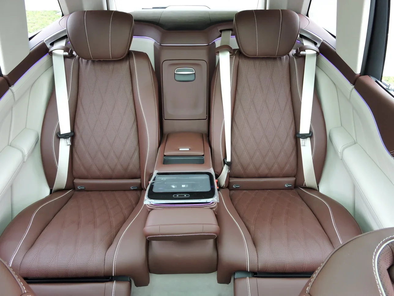 Mercedes-Benz

GLS

600 Maybach — photo 17 for sale in Qatar