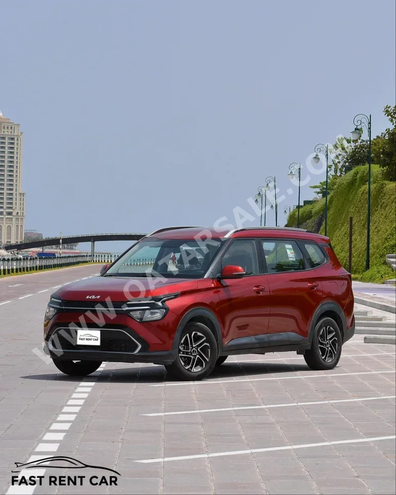 كيا  كارنز  4 سلندر  إس يو في 2 في 4  أحمر  2025