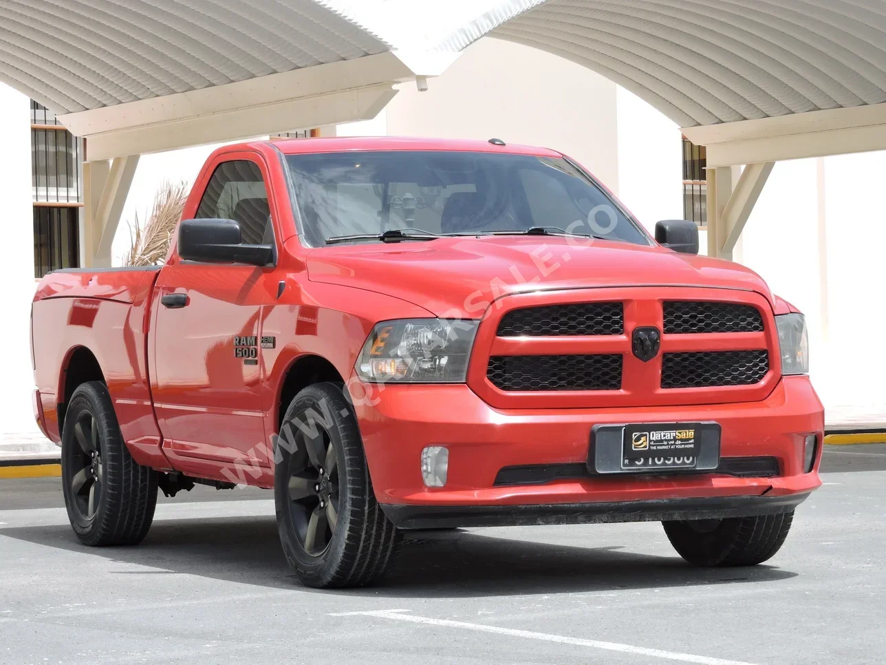 Dodge  Ram  1500  2020  Automatic  42,000 Km  8 Cylinder  Four Wheel Drive (4WD)  Pick Up  Red