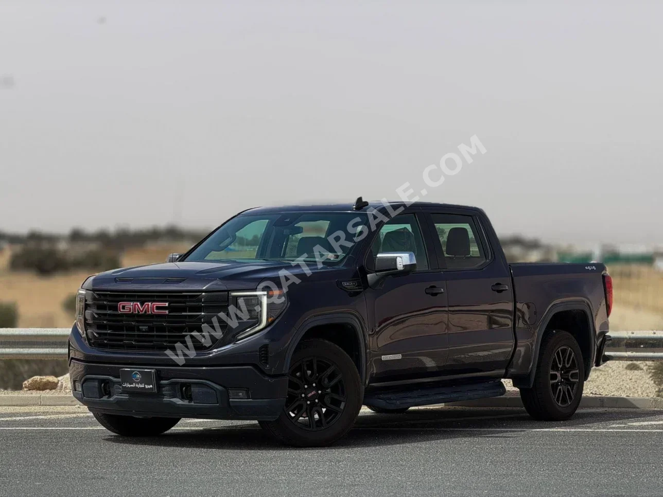 GMC  Sierra  Elevation  2022  Automatic  100,000 Km  8 Cylinder  Four Wheel Drive (4WD)  Pick Up  Black