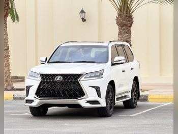 Lexus  LX  570 S Black Edition  2020  Automatic  145,000 Km  8 Cylinder  Four Wheel Drive (4WD)  SUV  White