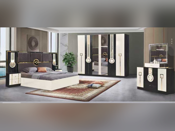 أطقم غرف نوم - قطر ديزاين  - طقم مكون من 4 قطع  - متعدد الألوان