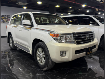 Toyota  Land Cruiser  GX  2015  Automatic  246,000 Km  6 Cylinder  Four Wheel Drive (4WD)  SUV  White