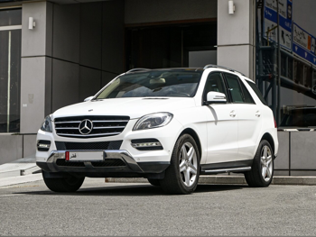 مرسيدس - بنز  ام ال  400  2015  اوتوماتيك  160,000 كم  6 سلندر  دفع كلي مستمر  اس يو في  أبيض