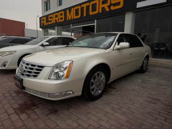 Cadillac  DTS  2009  Automatic  40,000 Km  8 Cylinder  Front Wheel Drive (FWD)  Sedan  Pearl