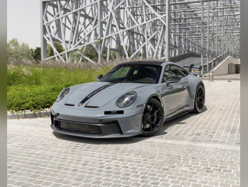 بورش  911  جي تي 3  2024  اوتوماتيك  7,000 كم  6 سلندر  دفع خلفي  كوبيه \ سبورت  رمادي ناردو  تحت الضمان