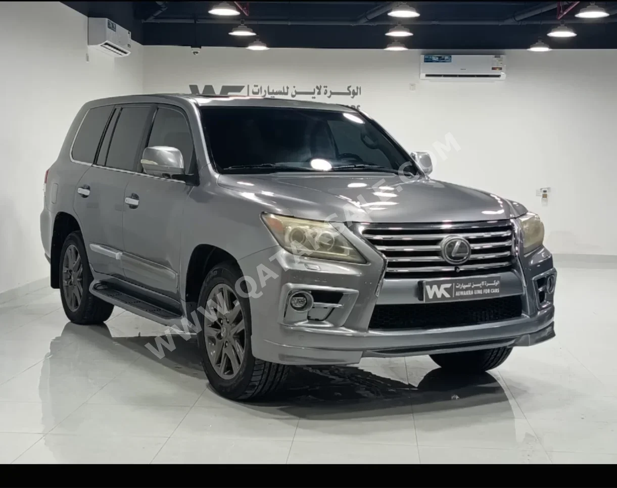 لكزس  ال اكس  570  2009  اوتوماتيك  450,000 كم  8 سلندر  دفع رباعي  اس يو في  فضي