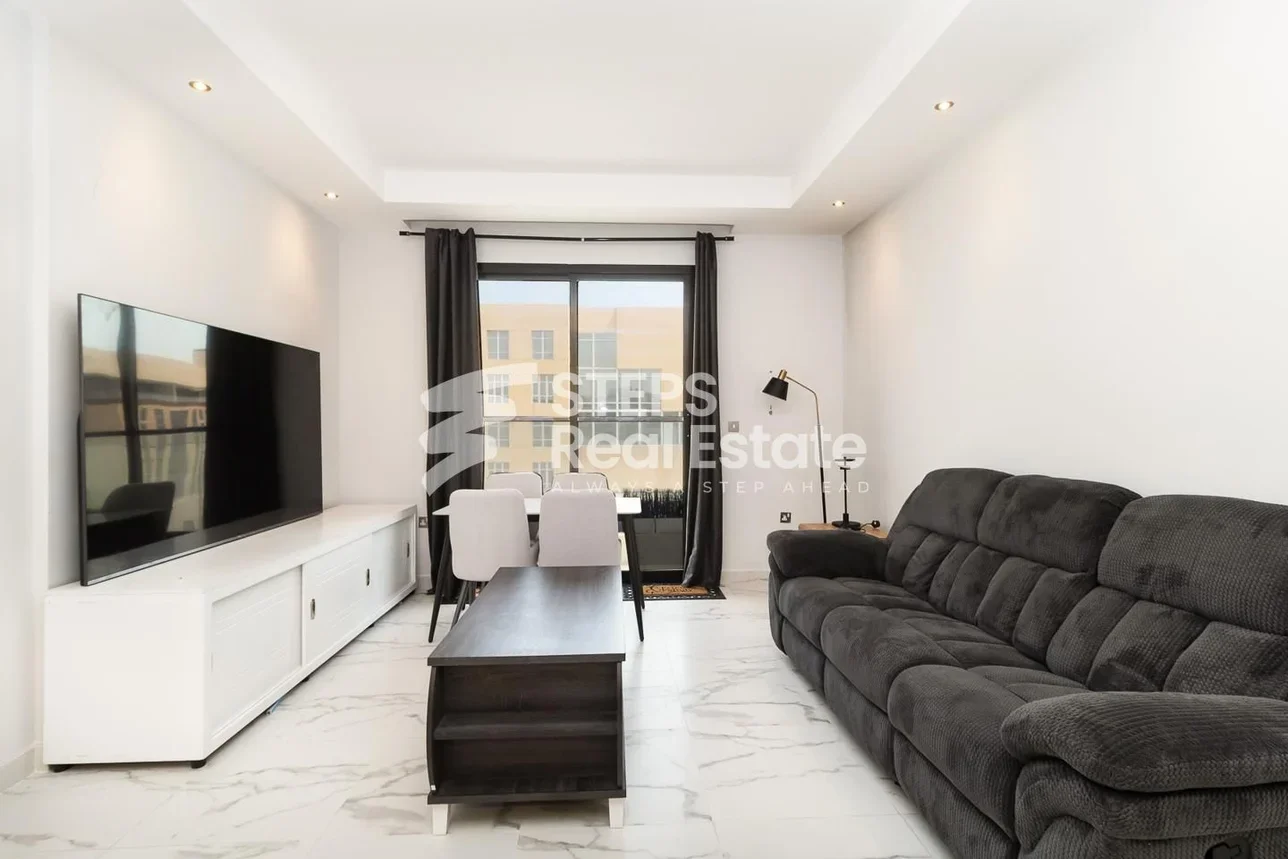 2 Bedrooms Apartment For Sale in Lusail - Fox Hills Fully Furnished