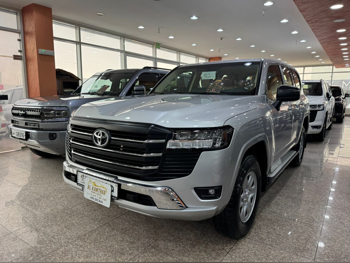 تويوتا  لاند كروزر  جي اكس  2026  اوتوماتيك  0 كم  6 سلندر  دفع رباعي  اس يو في  فضي  تحت الضمان