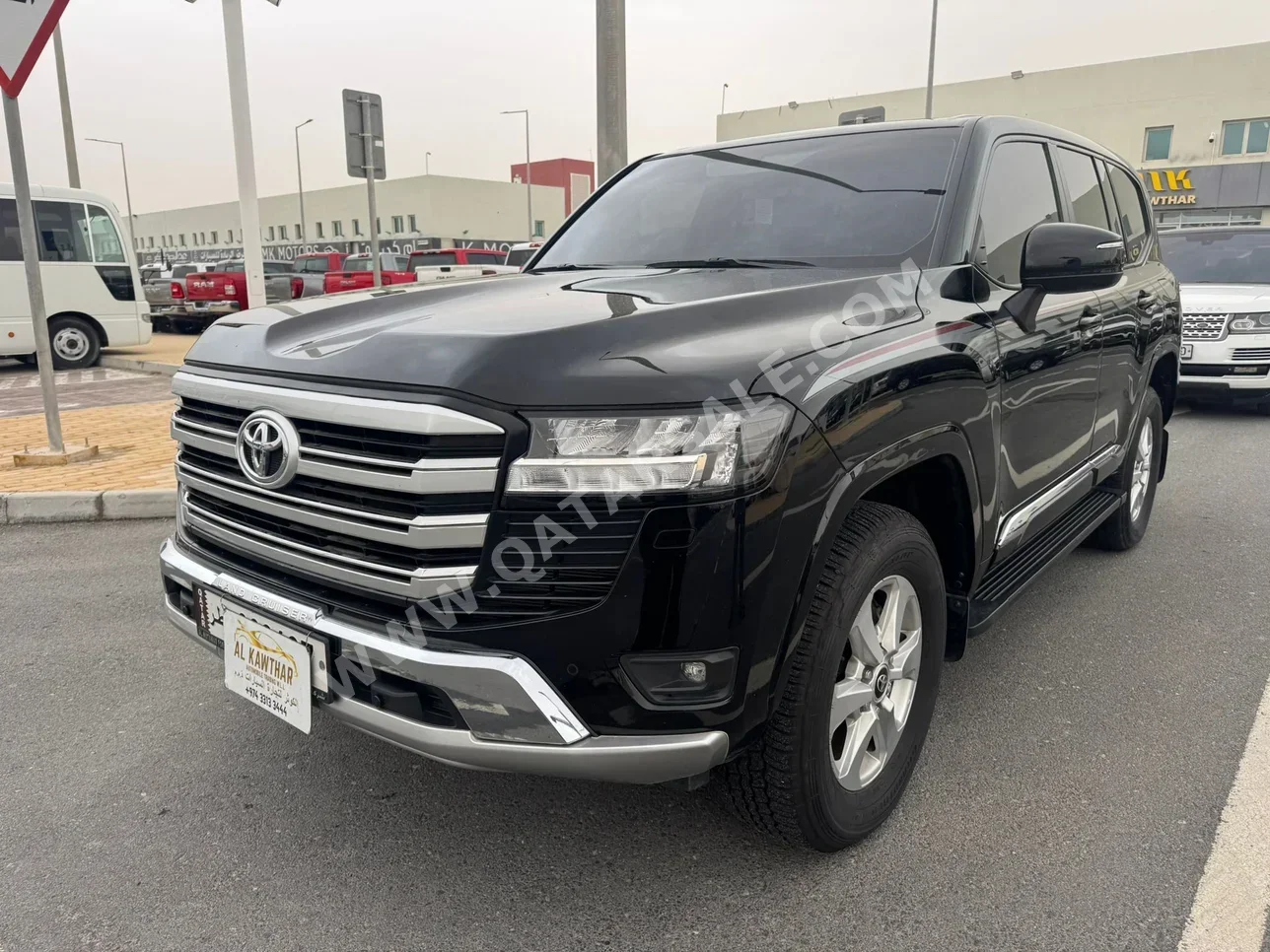 تويوتا  لاند كروزر  جي اكس ار توين توربو  2023  اوتوماتيك  48,000 كم  6 سلندر  دفع رباعي  اس يو في  أسود  تحت الضمان