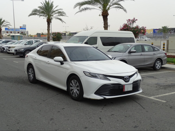 Toyota  Camry  LE  2019  Automatic  147,000 Km  4 Cylinder  Front Wheel Drive (FWD)  Sedan  White