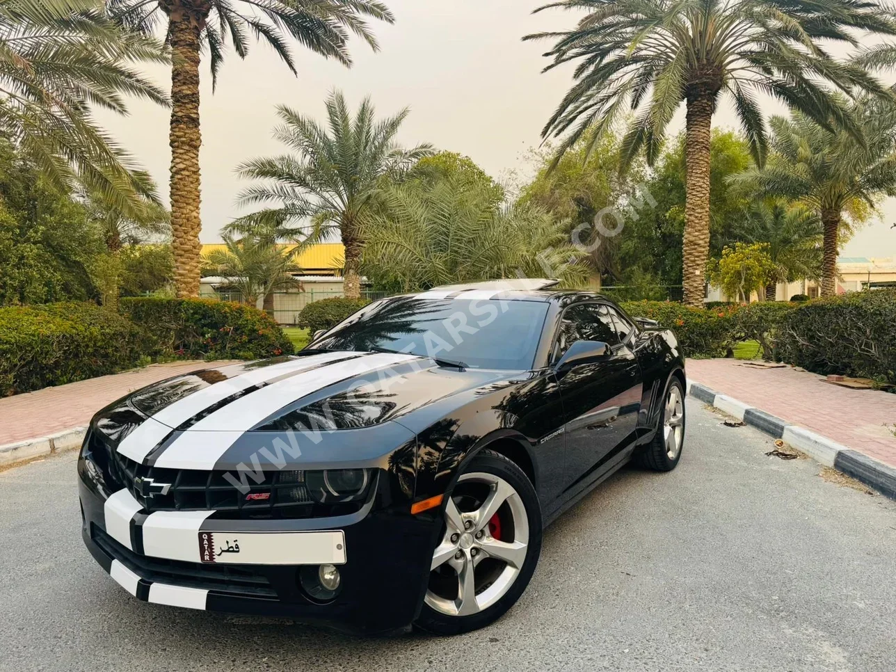 شفروليه  كمارو  ار اس  2013  اوتوماتيك  95,000 كم  6 سلندر  دفع خلفي  كوبيه \ سبورت  أسود