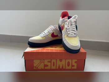 أحذية نايكي  متعدد الألوان مقاس 43  قطر  رجالي