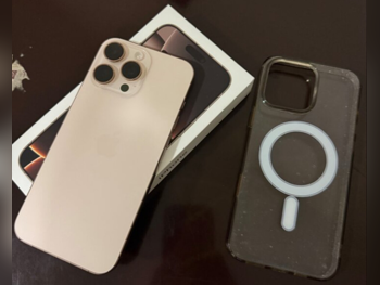 هواتف نقالة ابل  - ايفون 16  - برو ماكس  - ذهبي  - 256 جيجابايت