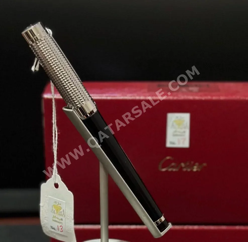 قلم كارتير  أبيض و أسود -  سنة 2024