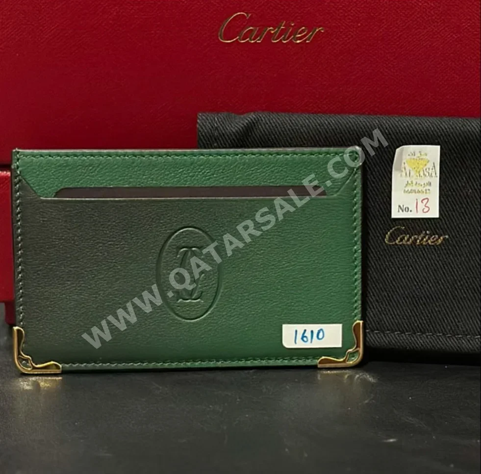 محفظة كارتير  اخضر فاتح