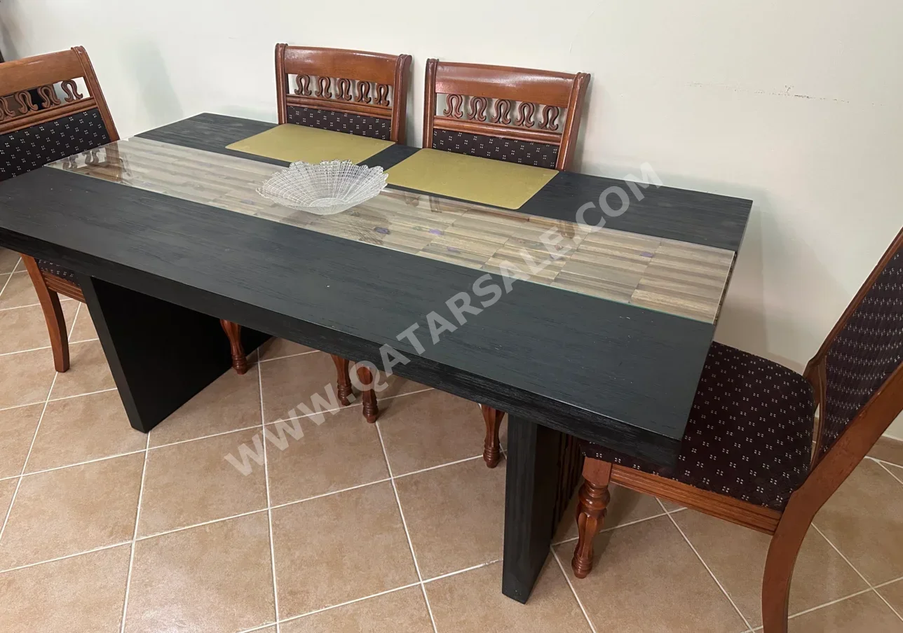 طاولة طعام  - هومز أر  أس  - أسود  - 6 مقاعد