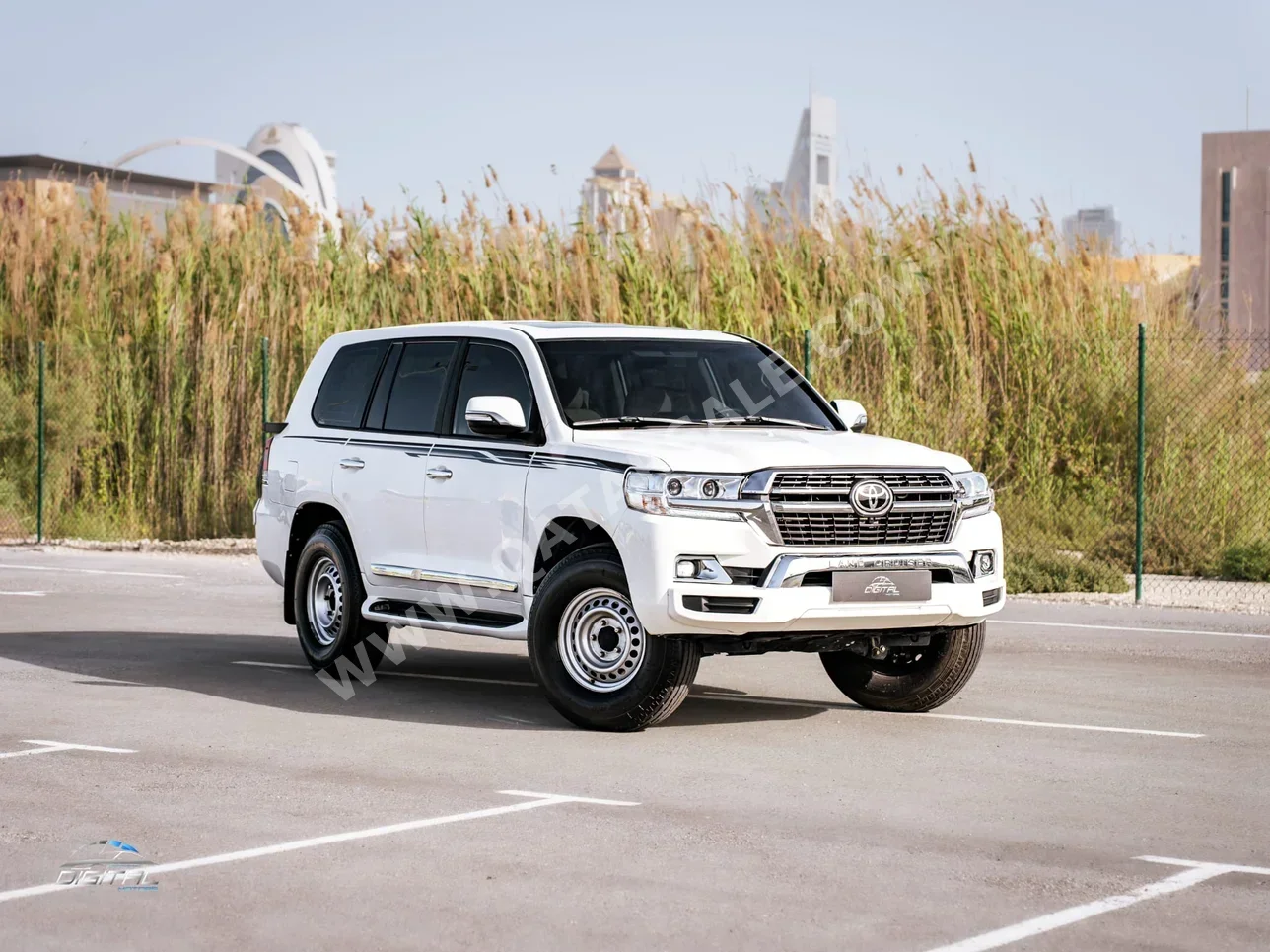 Toyota  Land Cruiser  GX  2011  Automatic  366,000 Km  6 Cylinder  Four Wheel Drive (4WD)  SUV  White