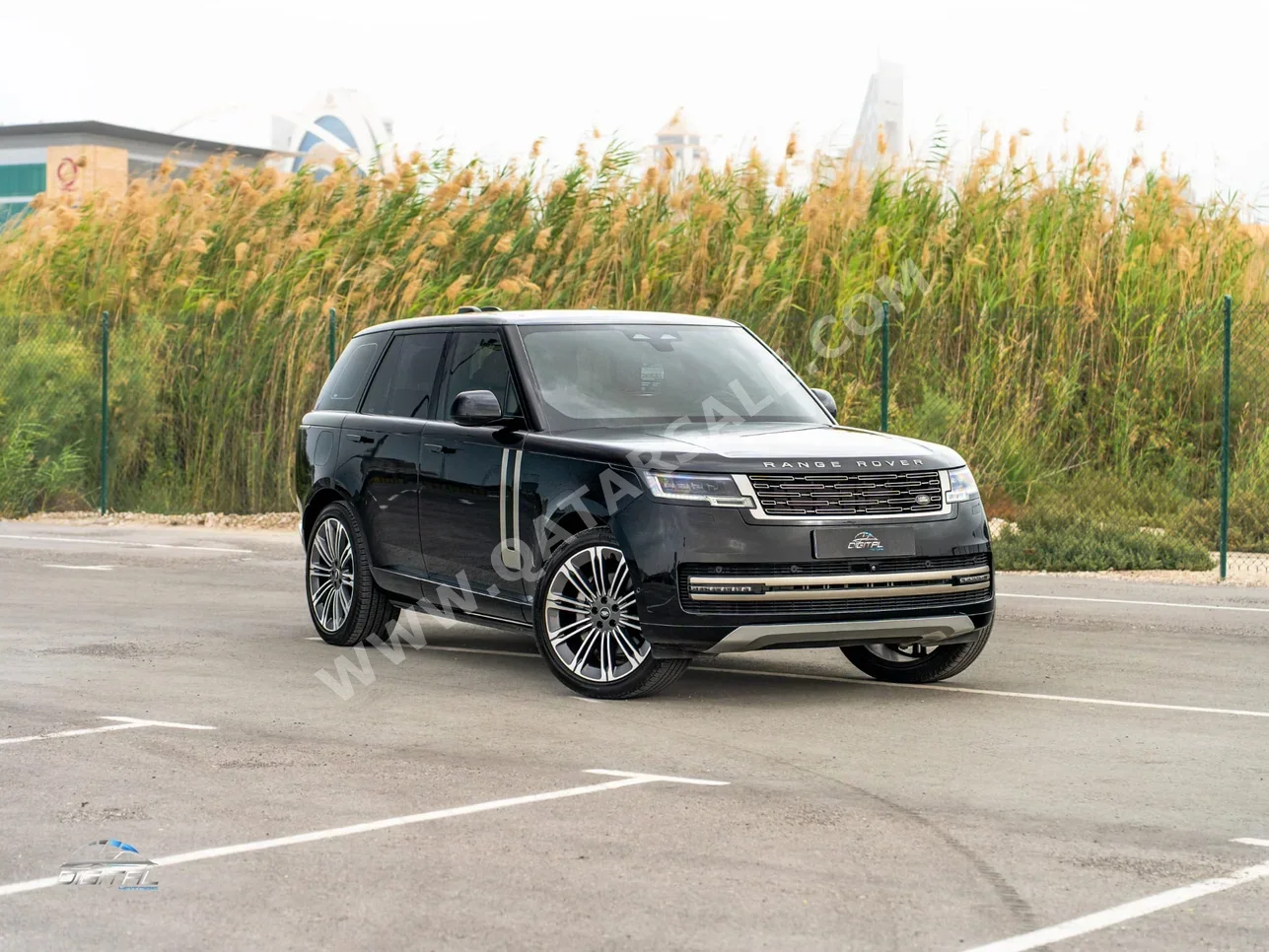 Land Rover  Range Rover  Vogue HSE  2024  Automatic  16,300 Km  6 Cylinder  Four Wheel Drive (4WD)  SUV  Black  With Warranty