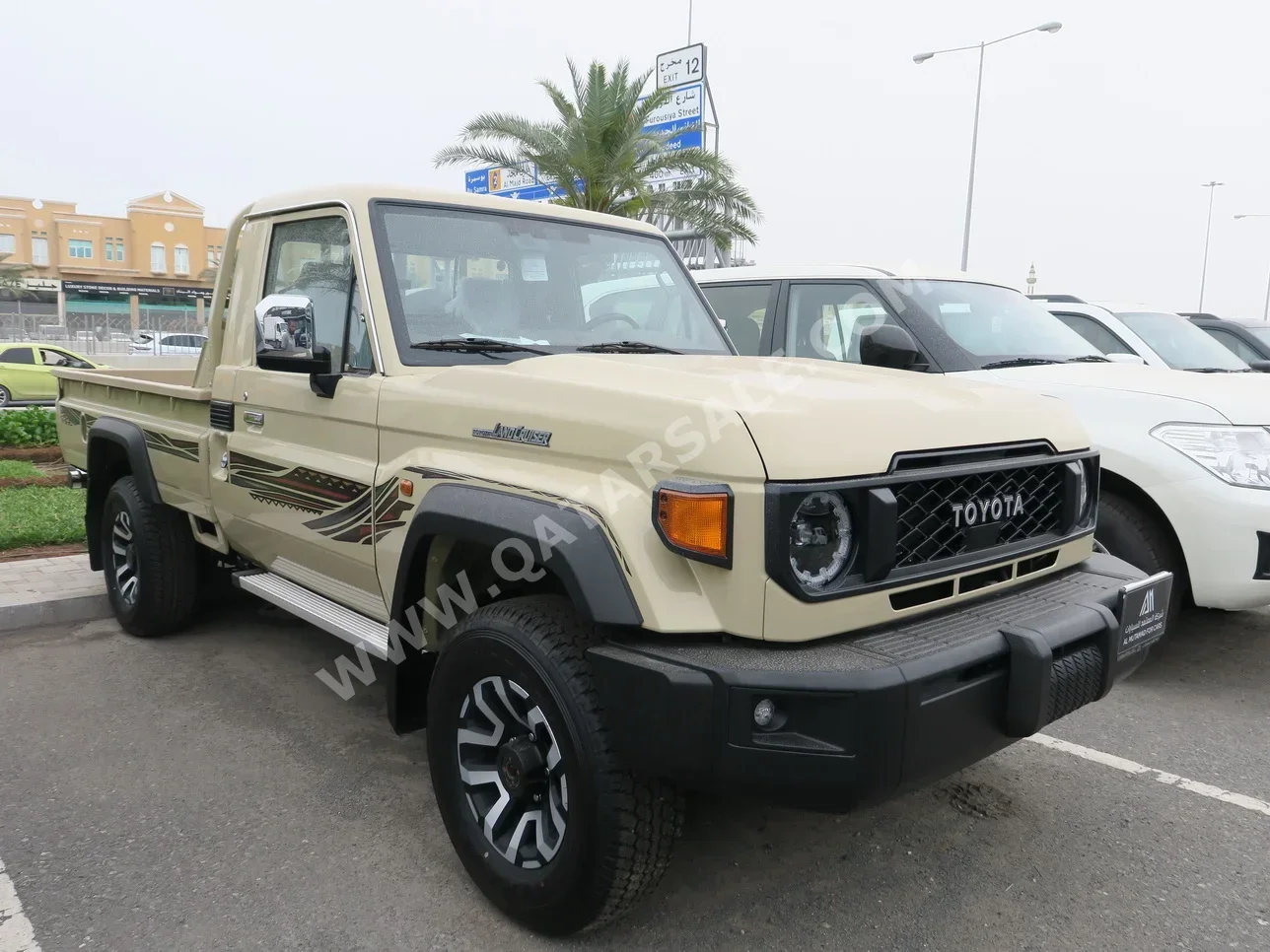 Toyota  Land Cruiser  LX  2026  Manual  0 Km  6 Cylinder  Four Wheel Drive (4WD)  Pick Up  Beige  With Warranty