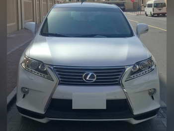Lexus  RX  350  2013  Automatic  260,000 Km  6 Cylinder  Four Wheel Drive (4WD)  SUV  Pearl