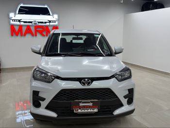 Toyota  Raize  2025  Automatic  0 Km  4 Cylinder  Four Wheel Drive (4WD)  SUV  White  With Warranty