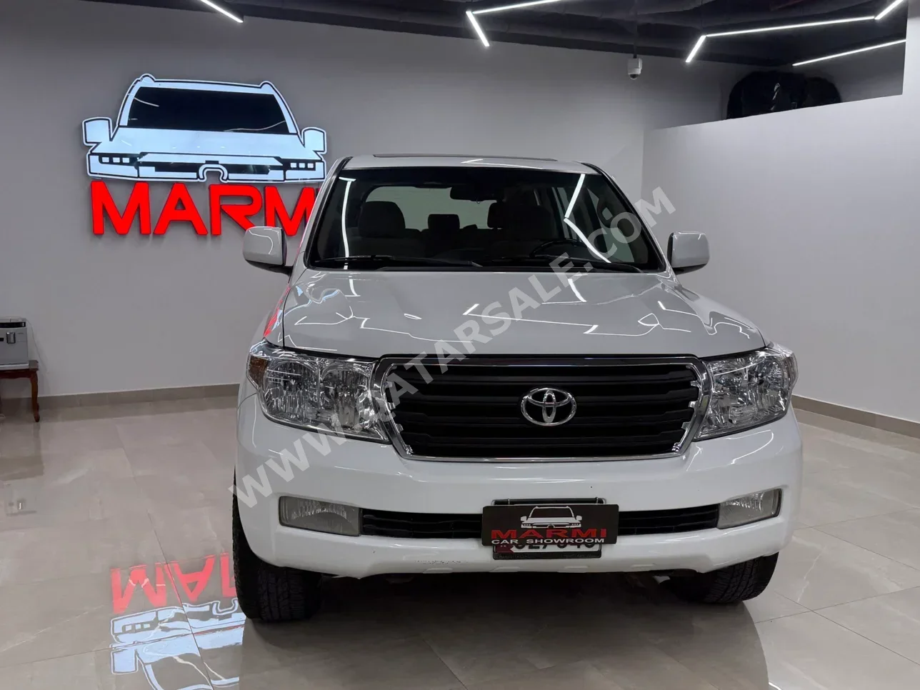 Toyota  Land Cruiser  GX  2009  Automatic  294,000 Km  6 Cylinder  Four Wheel Drive (4WD)  SUV  White