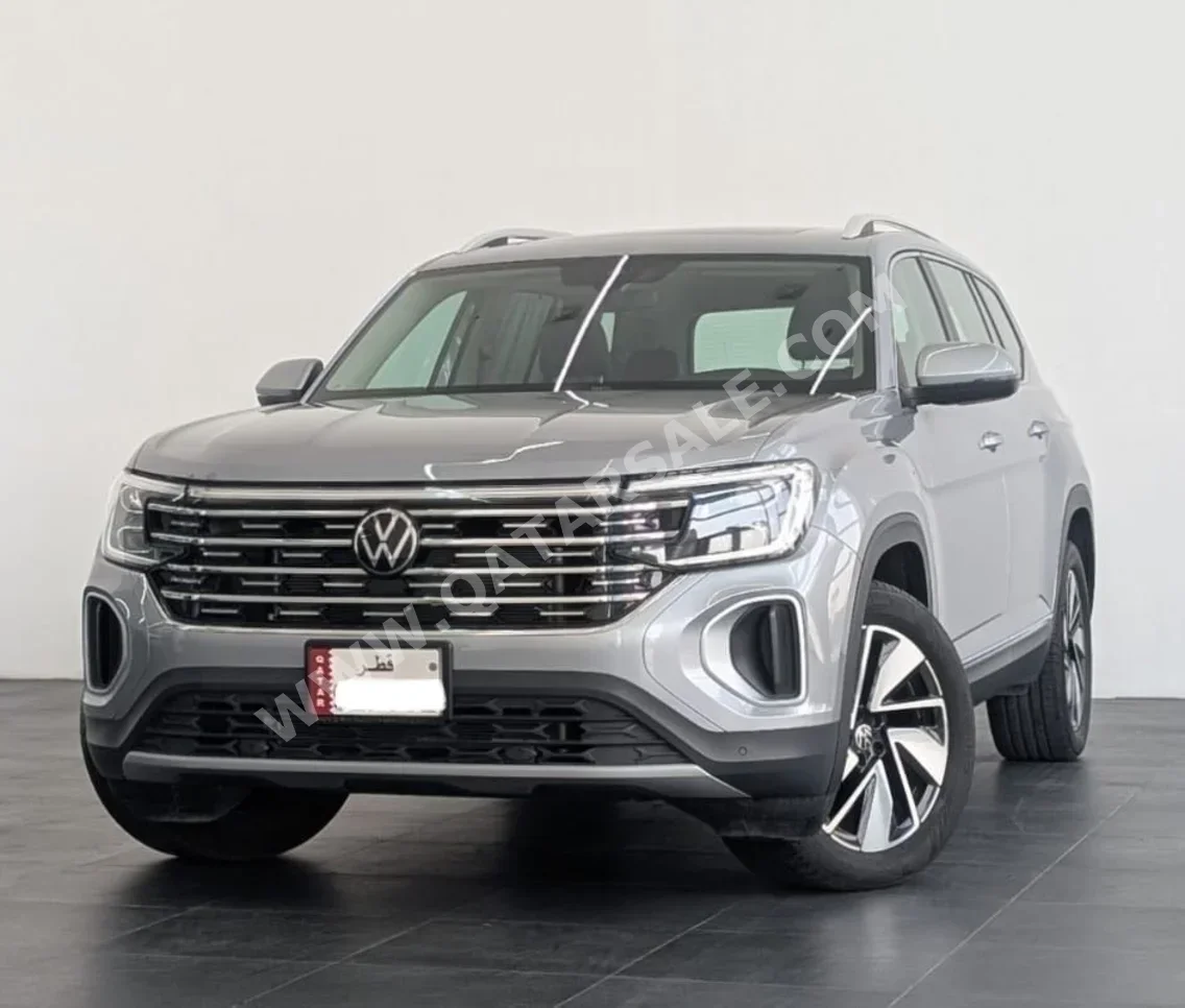 Volkswagen  Teramont  Comfortline  2024  Automatic  18,500 Km  4 Cylinder  All Wheel Drive (AWD)  SUV  Silver  With Warranty