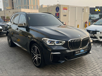 بي ام دبليو  الفئة - اكس  اكس 5 ام 50 اي  2022  اوتوماتيك  22,000 كم  8 سلندر  دفع كلي مستمر  اس يو في  أسود  تحت الضمان