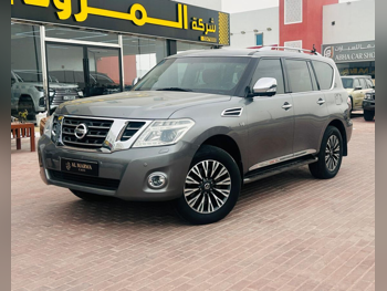 نيسان  باترول  بلاتنيوم  2014  اوتوماتيك  219,000 كم  8 سلندر  دفع رباعي  اس يو في  رمادي