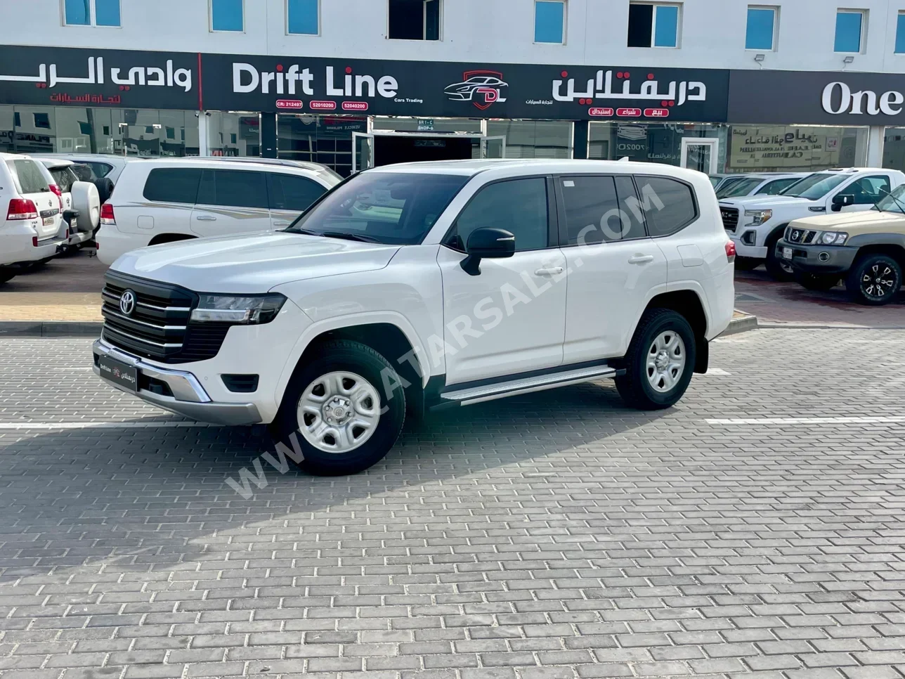 تويوتا  لاند كروزر  جي اكس  2024  اوتوماتيك  77,000 كم  6 سلندر  دفع رباعي  اس يو في  أبيض  تحت الضمان