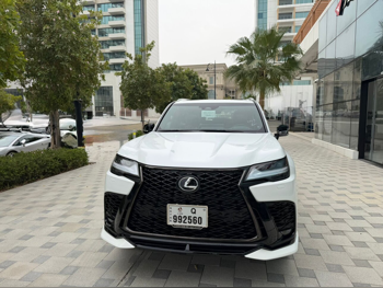 لكزس  ال اكس  600 اف سبورت  2025  اوتوماتيك  0 كم  6 سلندر  دفع رباعي  اس يو في  أبيض  تحت الضمان