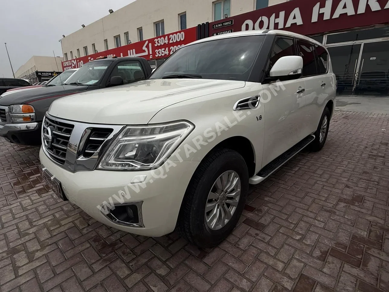 Nissan  Patrol  SE  2014  Automatic  171,000 Km  8 Cylinder  Four Wheel Drive (4WD)  SUV  White