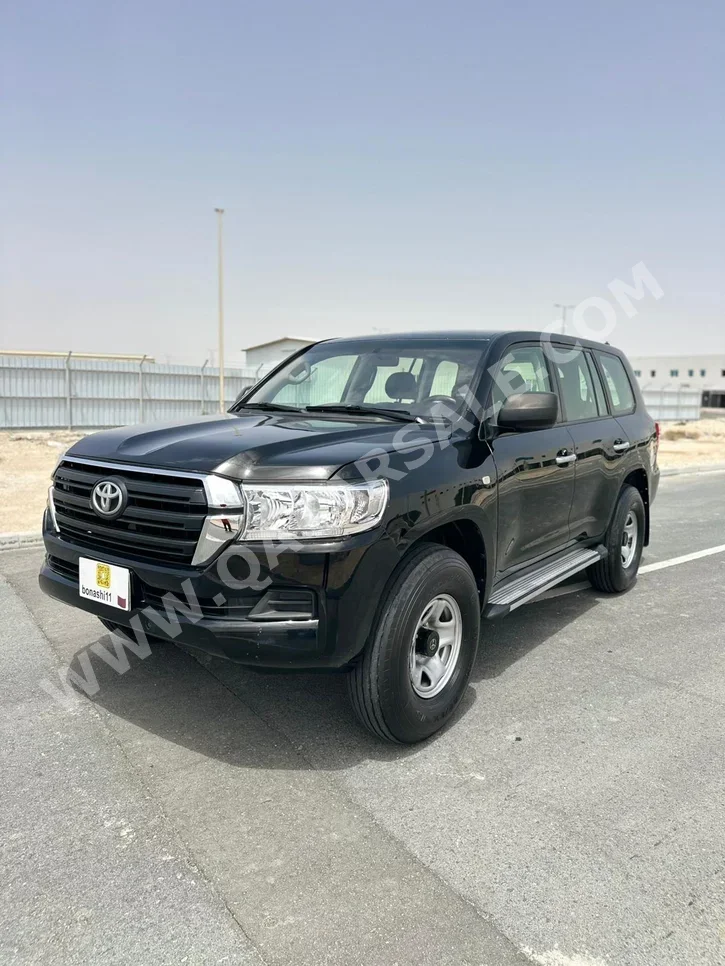 Toyota  Land Cruiser  G  2011  Automatic  225,568 Km  6 Cylinder  Four Wheel Drive (4WD)  SUV  Black
