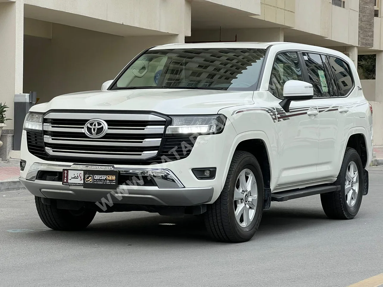 Toyota  Land Cruiser  GXR Twin Turbo  2022  Automatic  72,000 Km  6 Cylinder  Four Wheel Drive (4WD)  SUV  White