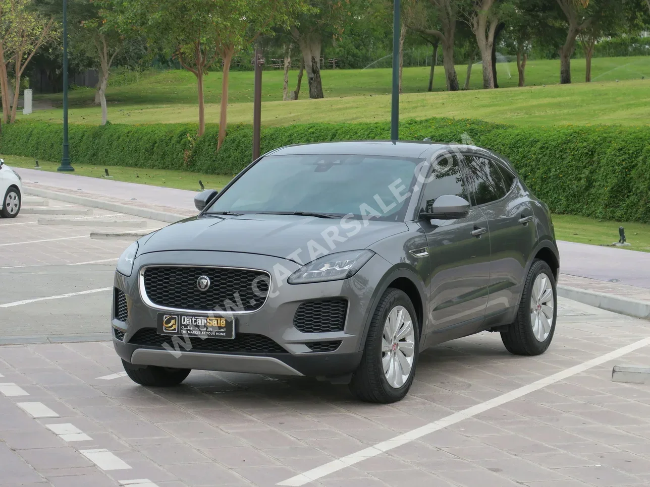 Jaguar E-Pace SE 2018 Automatic 58,000 Km 4 Cylinder Four Wheel Drive (4WD) SUV Gray