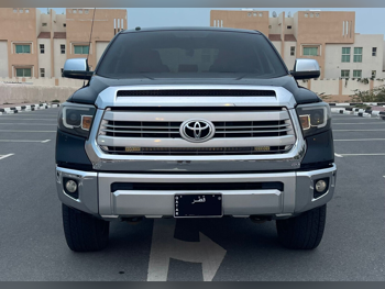 تويوتا  تندرا  اديشن 1794  2014  اوتوماتيك  123,000 كم  8 سلندر  دفع رباعي  بيكب  أسود