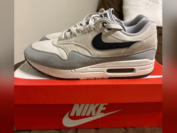 Shoes Nike  Grey Size 44  Men