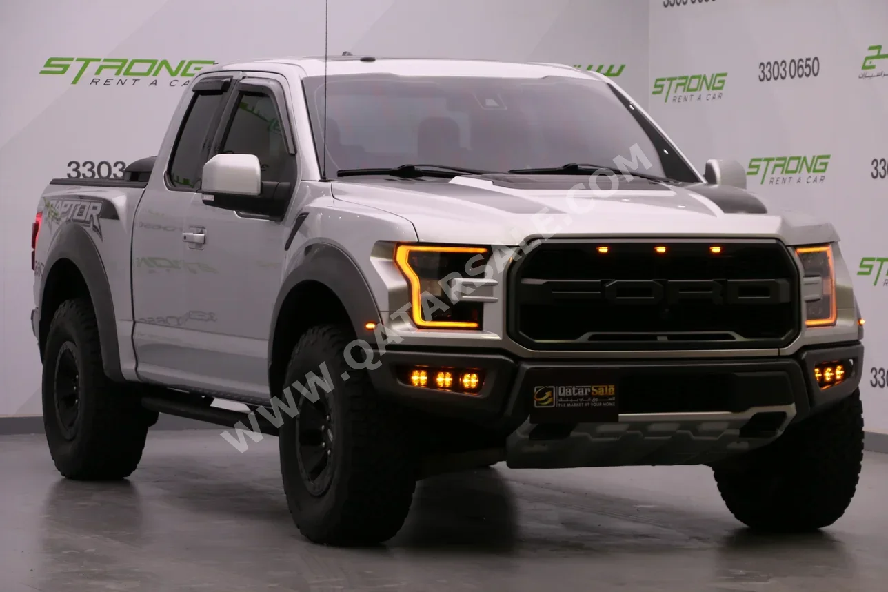 Ford Raptor 2018 Automatic 170,000 Km 6 Cylinder Four Wheel Drive (4WD) Pick Up Silver