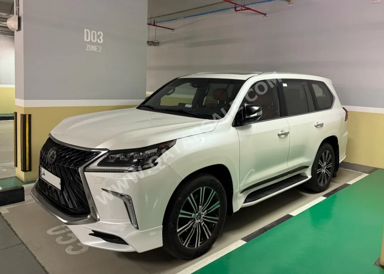 لكزس  ال اكس  570 اس  2019  اوتوماتيك  129,000 كم  8 سلندر  دفع رباعي  اس يو في  أبيض