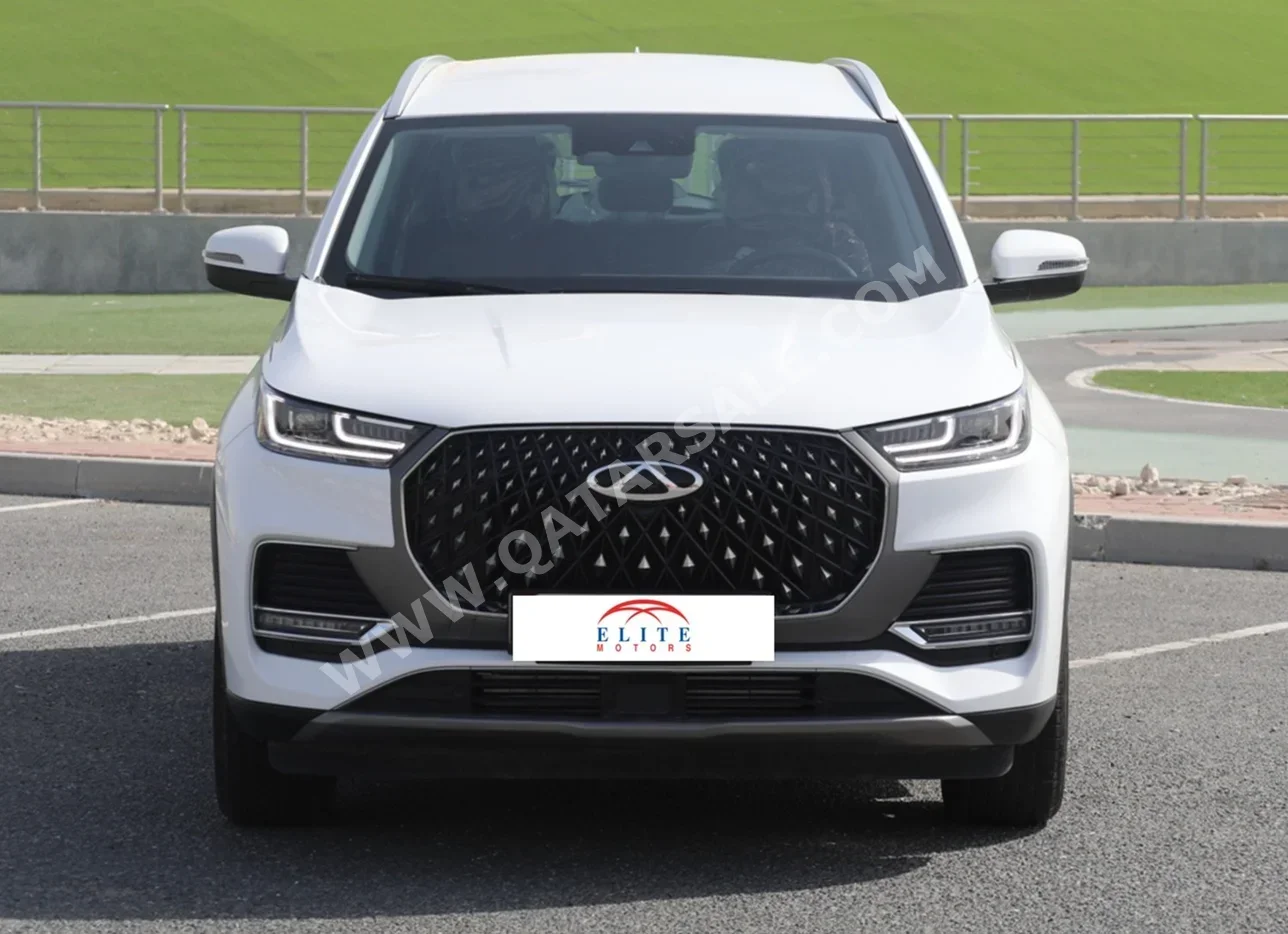 شيري  8 برو ماكس  4 سلندر  إس يو في 2 في 4  أبيض  2025