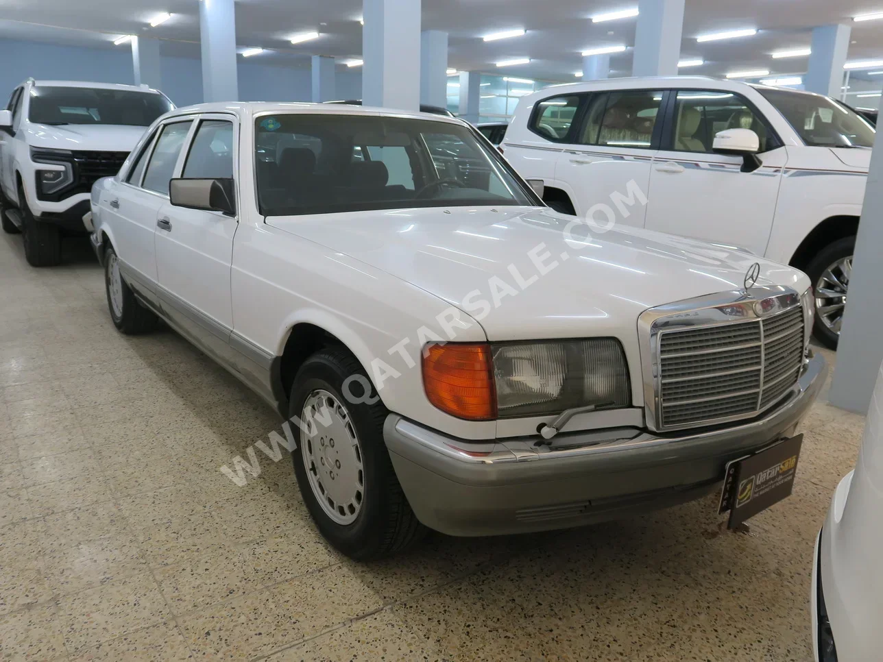 Mercedes-Benz  560 SEL  1986  Automatic  60,000 Km  6 Cylinder  Rear Wheel Drive (RWD)  Classic  White
