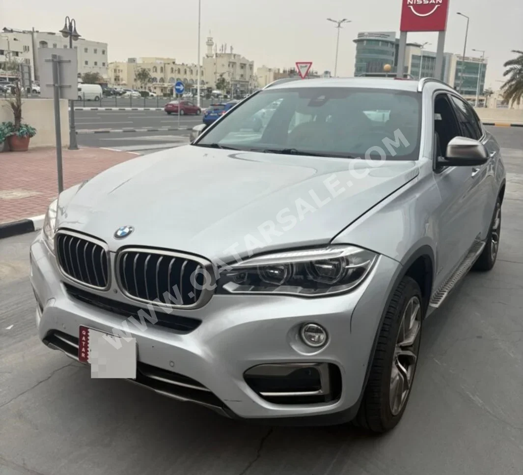 بي ام دبليو الفئة - اكس اكس 6 2015 اوتوماتيك 155,000 كم 8 سلندر دفع رباعي اس يو في فضي